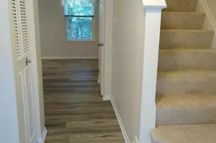 11013 Barton Hill Ct, Reston, VA 20191 - Photo 8