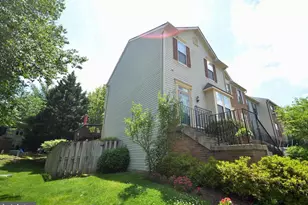 6505 Parish Glebe Ln, Alexandria, VA 22315 - Photo 2