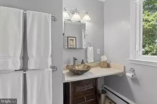 2212 Reddfield Dr, Falls Church, VA 22043 - Photo 38