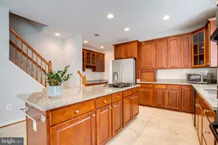 13515 Lamium Ln, Centreville, VA 20120 - Photo 12