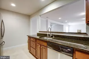 13515 Lamium Ln, Centreville, VA 20120 - Photo 38