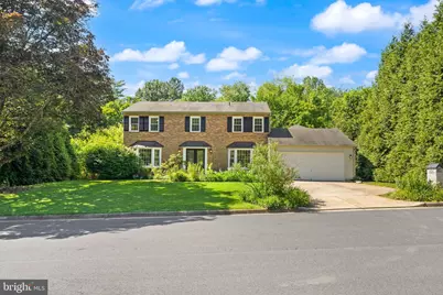 9719 Cinnamon Creek Drive, Vienna, VA 22182 - Photo 2