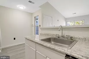 8627 Beekman Pl, Alexandria, VA 22309 - Photo 8