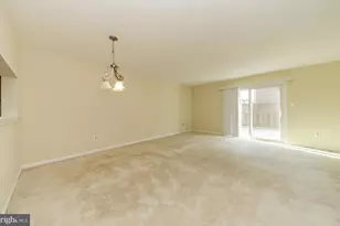 7589 Chrisland Cove, Falls Church, VA 22042 - Photo 8