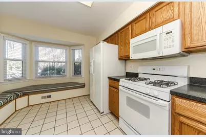 7589 Chrisland Cove, Falls Church, VA 22042 - Photo 6