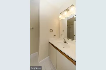 7589 Chrisland Cove, Falls Church, VA 22042 - Photo 26