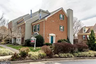 7589 Chrisland Cove, Falls Church, VA 22042 - Photo 28