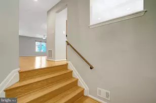 3688 Yorktown Village Pass, Annandale, VA 22003 - Photo 8