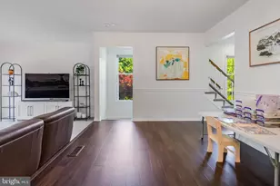 4825 Carriagepark Rd, Fairfax, VA 22032 - Photo 12