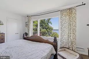 7215 Park Terrace Dr, Alexandria, VA 22307 - Photo 14