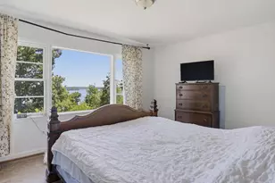 7215 Park Terrace Dr, Alexandria, VA 22307 - Photo 12