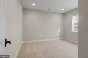 1103 Desale St SW, Vienna, VA 22180 - Photo 48
