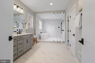 1103 Desale St SW, Vienna, VA 22180 - Photo 26