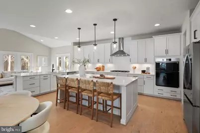 1103 Desale Street SW, Vienna, VA 22180 - Photo 22