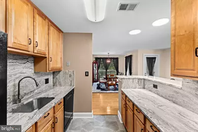 3175 Summit Square Drive #5-C2, Oakton, VA 22124 - Photo 14