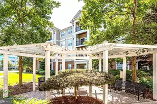 12921 Centre Park Cir, Herndon, VA 20171 - Photo 26