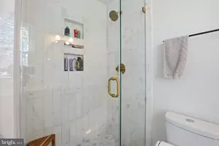 15011 Tarleton Dr, Centreville, VA 20120 - Photo 30