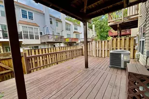 7504 Lamoyne Ct, Alexandria, VA 22315 - Photo 10