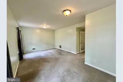 7504 Lamoyne Court, Alexandria, VA 22315 - Photo 6