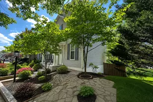 14708 Basingstoke Loop, Centreville, VA 20120 - Photo 2