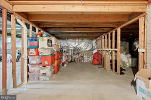12014 Sugarland Valley Dr, Herndon, VA 20170 - Photo 52