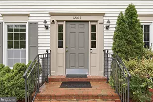 12014 Sugarland Valley Dr, Herndon, VA 20170 - Photo 6