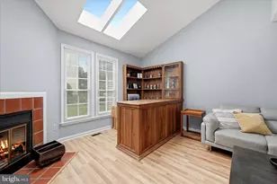 12014 Sugarland Valley Dr, Herndon, VA 20170 - Photo 22