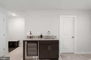 5684 Stephanie Tessa Way, Alexandria, VA 22303 - Photo 54