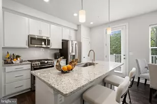5684 Stephanie Tessa Way, Alexandria, VA 22303 - Photo 12