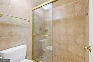 5903 Mt Eagle Dr, Alexandria, VA 22303 - Photo 38