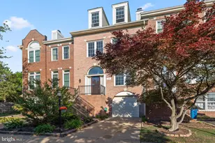 5529 Sully Lake Dr, Centreville, VA 20120 - Photo 2