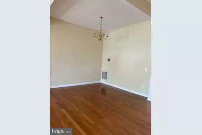 6391 Hawk View Lane, Alexandria, VA 22312 - Photo 10