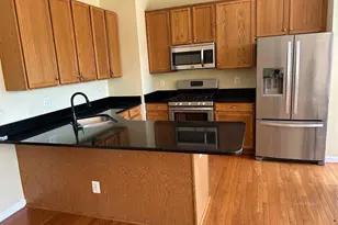 6391 Hawk View Ln, Alexandria, VA 22312 - Photo 2