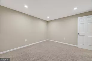 15490 Waters Creek Dr, Centreville, VA 20120 - Photo 66
