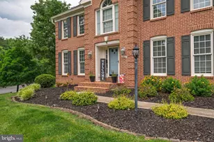 15490 Waters Creek Dr, Centreville, VA 20120 - Photo 6
