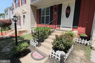 14904 Lady Madonna Ct, Centreville, VA 20120 - Photo 8