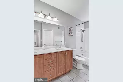12120 Garden Ridge Lane #204, Fairfax, VA 22030 - Photo 8
