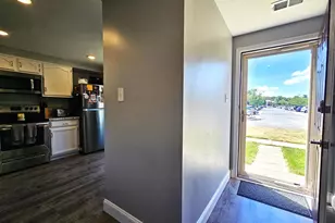 6902 Villa-Del-Rey Ct, Springfield, VA 22150 - Photo 6