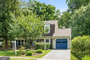 12715 Taustin Ln, Herndon, VA 20170 - Photo 2