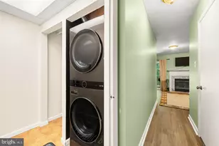 8309 Linden Oaks Ct, Lorton, VA 22079 - Photo 22