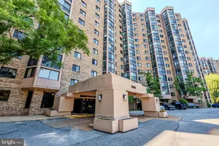 5901 Mt Eagle Dr, Alexandria, VA 22303 - Photo 2
