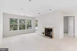 7718 Lafayette Forest Dr, Annandale, VA 22003 - Photo 6