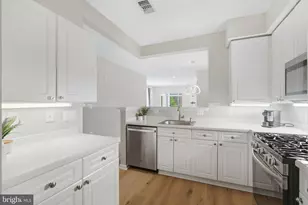1860 Stratford Park Pl, Reston, VA 20190 - Photo 10