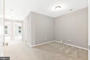 3040 Rittenhouse Cir, Fairfax, VA 22031 - Photo 38