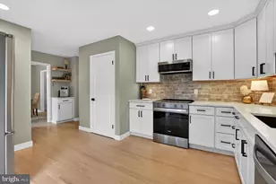 8532 Lakinhurst Ln, Springfield, VA 22152 - Photo 20