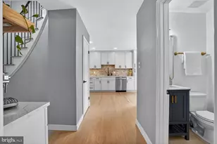 8532 Lakinhurst Ln, Springfield, VA 22152 - Photo 22