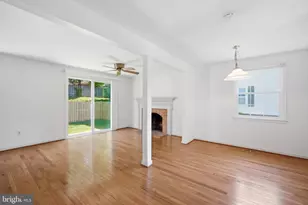2915 Piney Grove Ct, Fairfax, VA 22031 - Photo 6