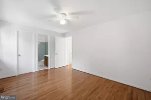 2915 Piney Grove Ct, Fairfax, VA 22031 - Photo 18