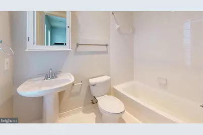 12168 Waveland Street, Fairfax, VA 22033 - Photo 10