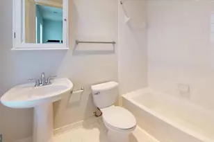 12168 Waveland St, Fairfax, VA 22033 - Photo 10